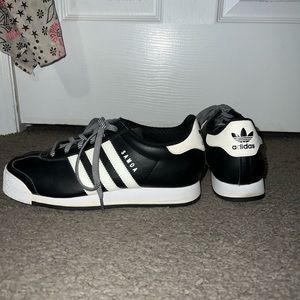 Adidas size 6 Samoa